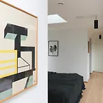 Modern Architecture Atrium House *