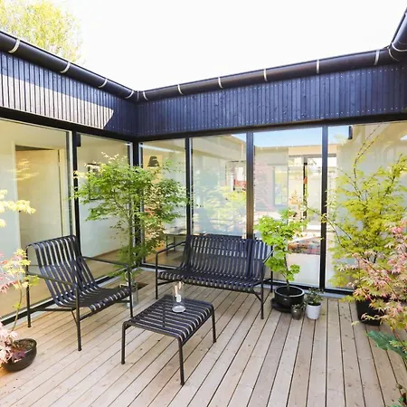 Willa Modern Architecture Atrium House *