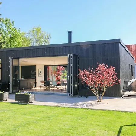 Modern Architecture Atrium House
