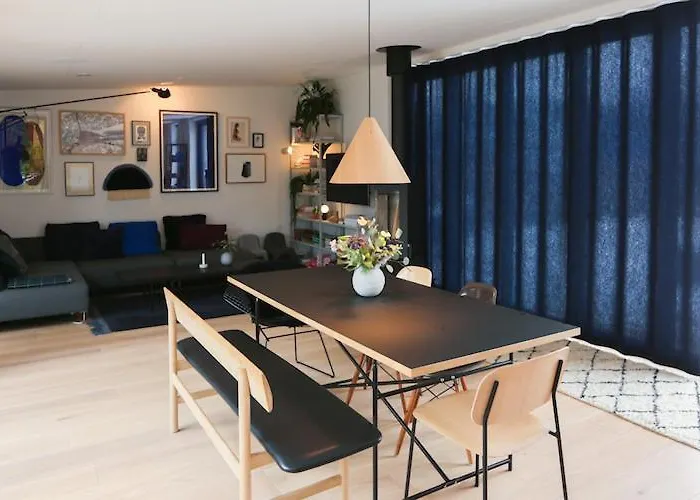 Modern Architecture Atrium House וילה