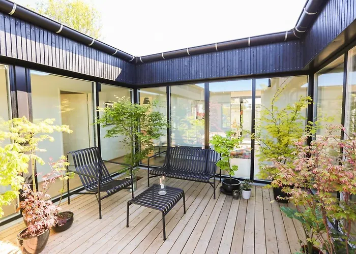 Villa Modern Architecture Atrium House *